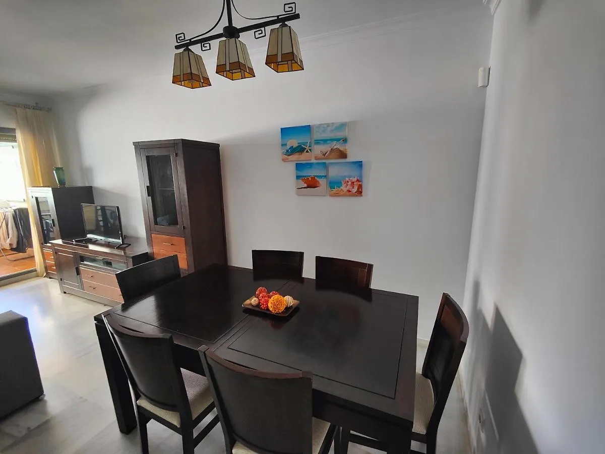 Daire Gran Apartamento Cerca De La Playa Con Piscina En El Centro Fuengirola İspanya