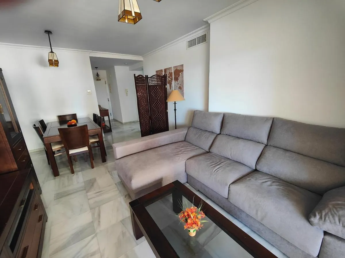 Gran Apartamento Cerca De La Playa Con Piscina En El Centro Fuengirola 0*,  İspanya