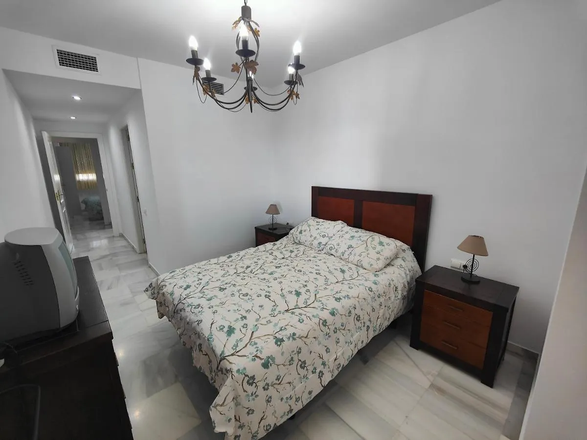Gran Apartamento Cerca De La Playa Con Piscina En El Centro Fuengirola